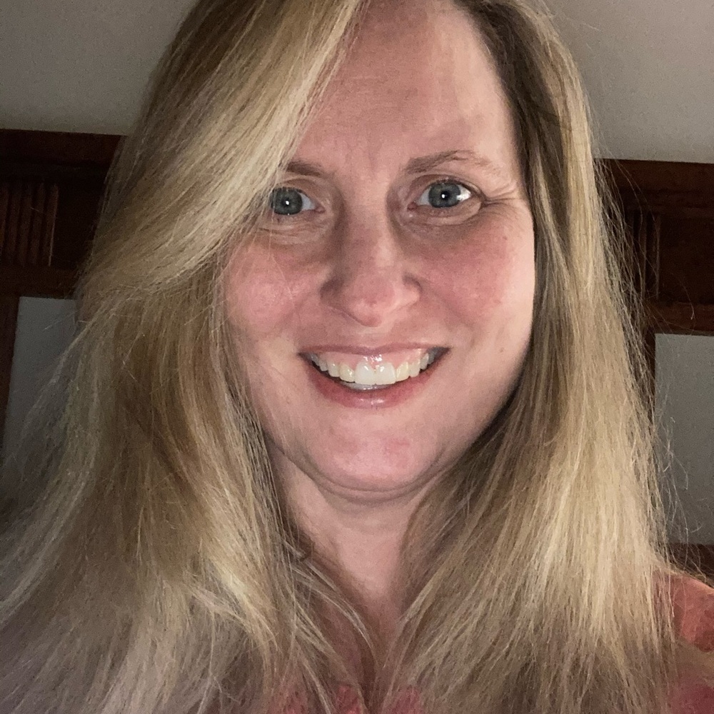 Meet your Posher, Brooke